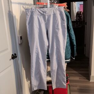Gray's Anatomy Active Scrub Pants, Light Gray, Size Medium. EUC